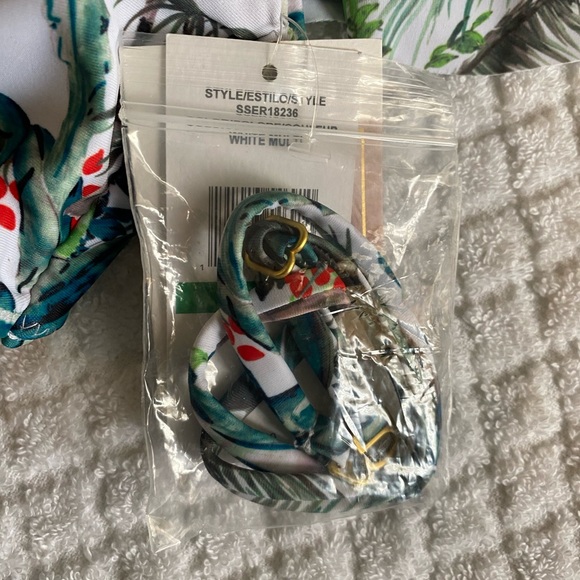 Jessica Simpson Women’s bandeau bikini top with ruffles,Size-L,Color- multi - Picture 5 of 5